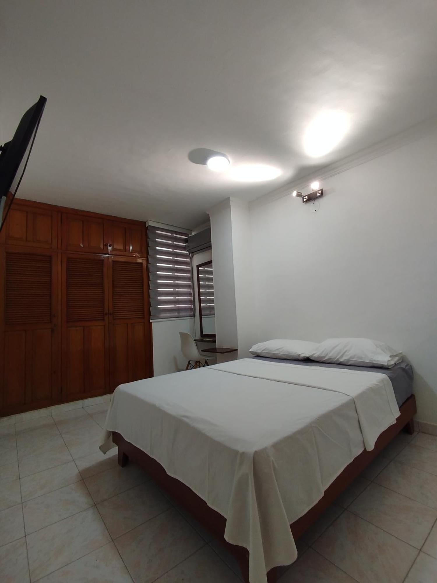 Rodadero Blanquita Luz 205 Santa Marta (Magdalena)